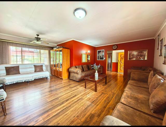3 BEDROOM HOUSE FOR SALE IN VAALPARK